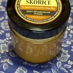 Skořice v medu 250 gr